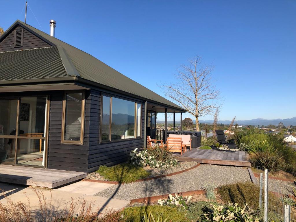 Views over Blenheim - Blenheim Holiday Home photo 1