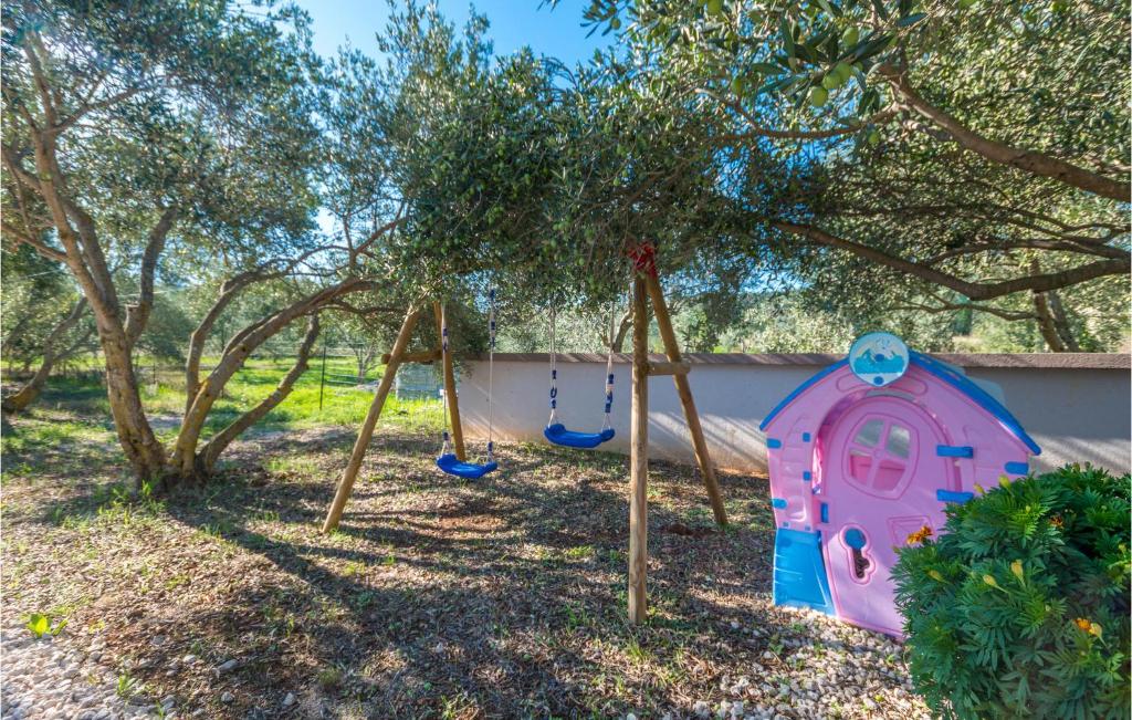 Awesome Home In Dobropoljana With 2 Bedrooms, Wifi And Private Swimming Pool photo 1