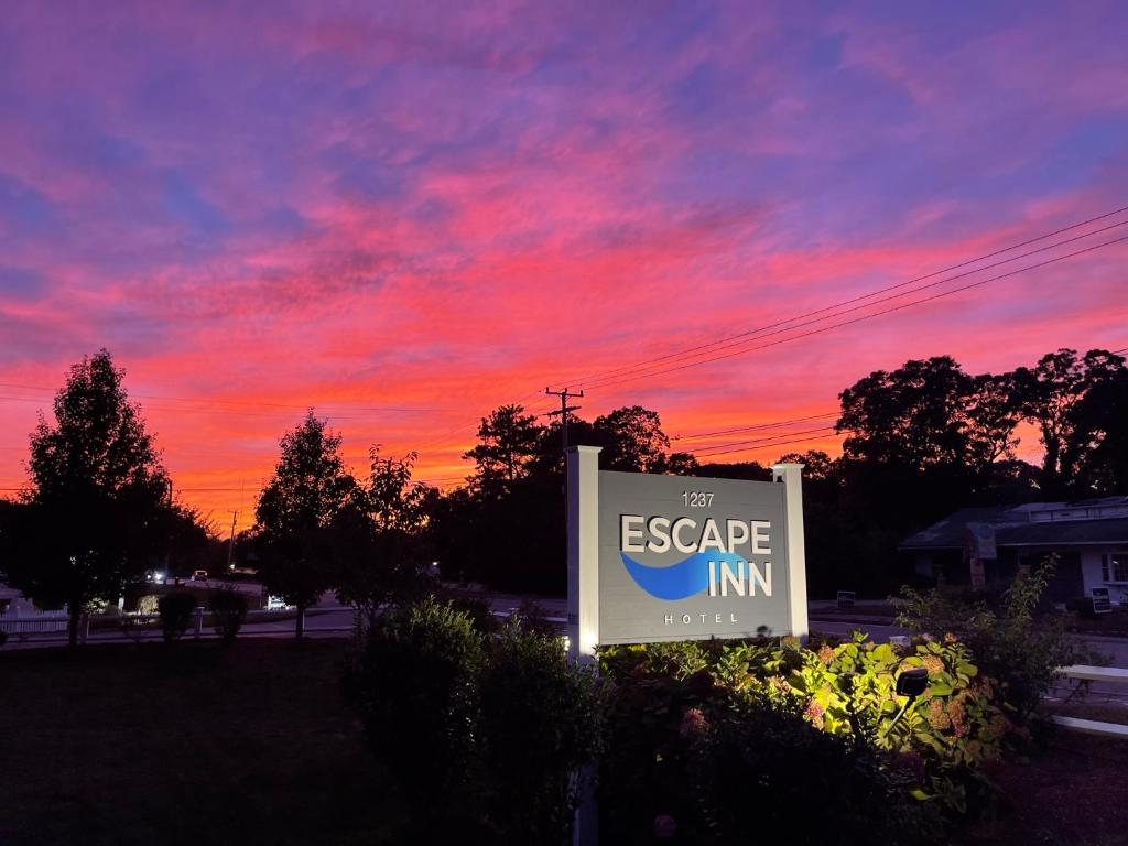 The Escape Inn photo 2