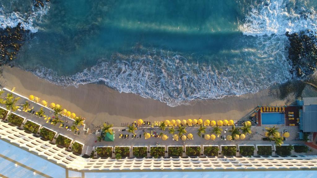 Belair Beach Hotel photo 1
