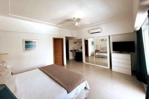 Elegante Aqua Marine Apartamento en Playa Juan Dol photo 4