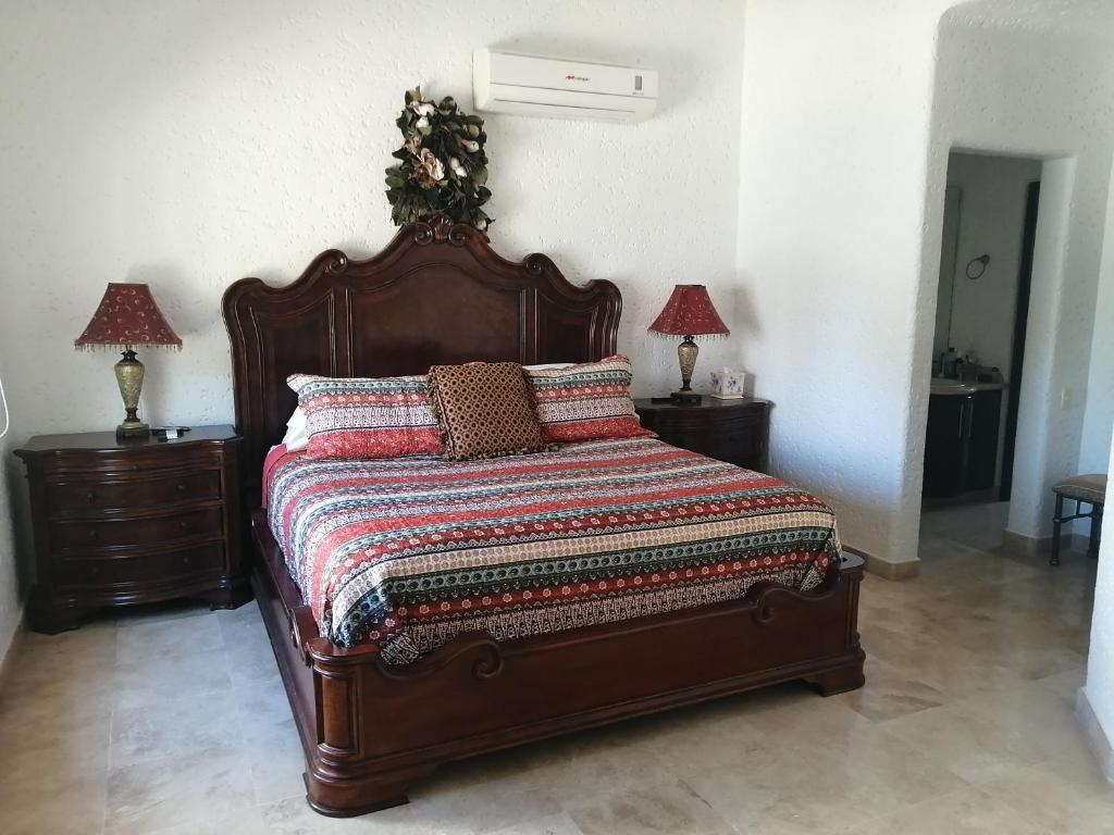 Casa Dahlia photo 1