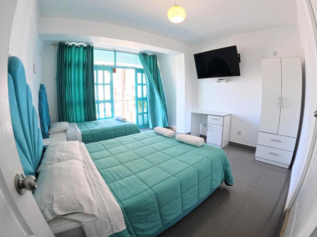 AQUAMARINE PARACAS Beach Hostal photo 3