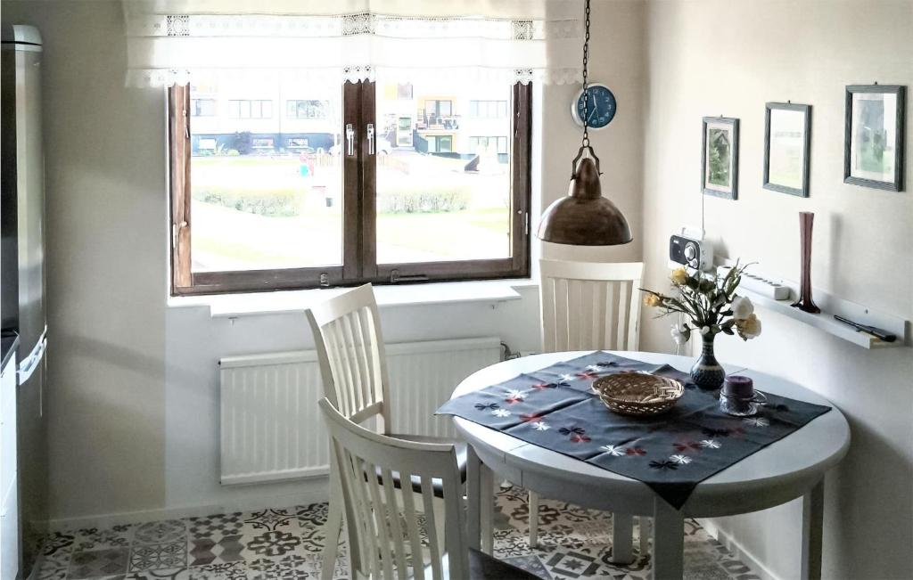 Awesome Apartment In Paulistrm With 1 Bedrooms photo 3