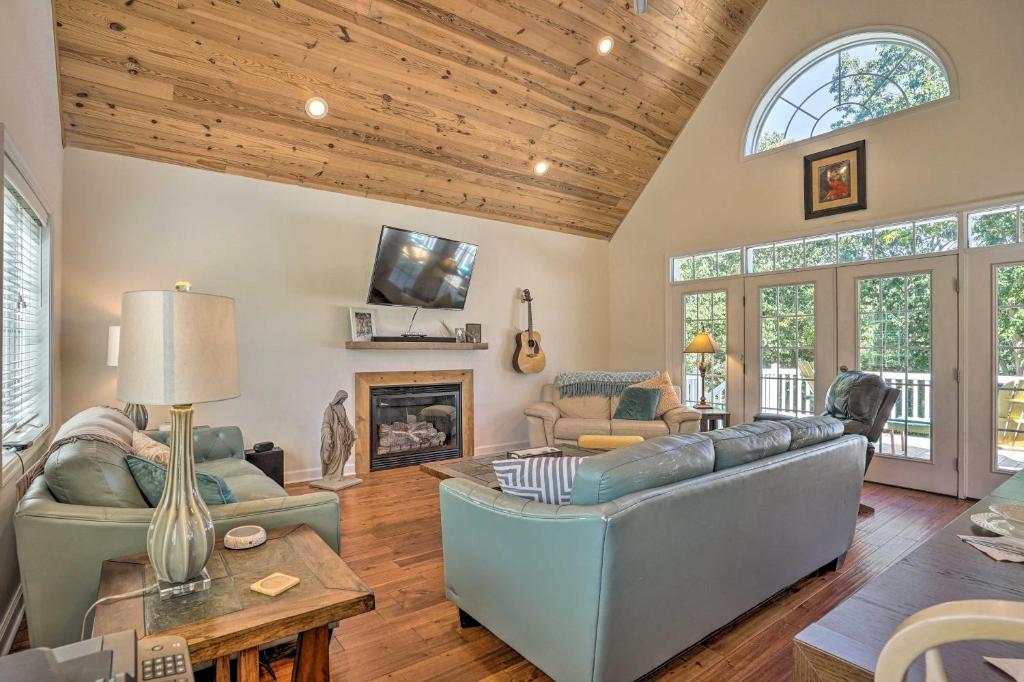 Riverfront Retreat on 4 Acres with Private Dock photo 1