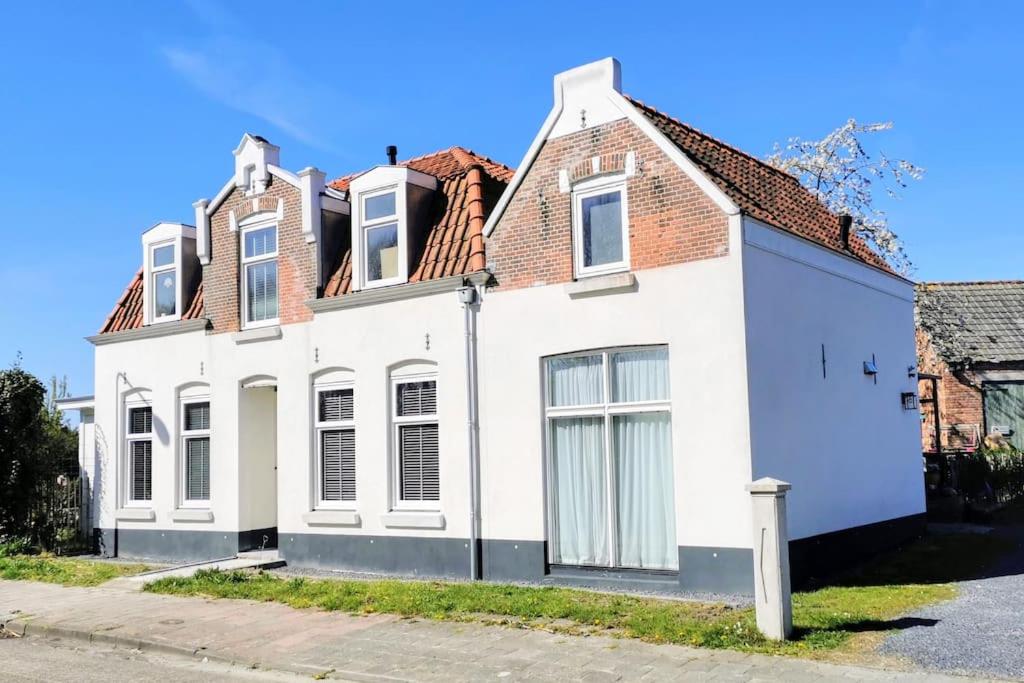Volledig gerenoveerde luxe gastsuite met ontbijt