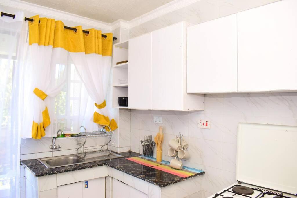 Rorot 2 bdrm stay located Annex home away(bright) photo 4
