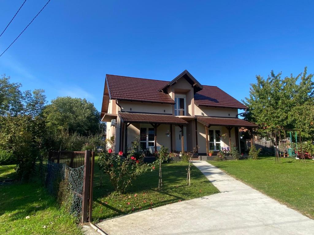 Kod čika brke photo 3