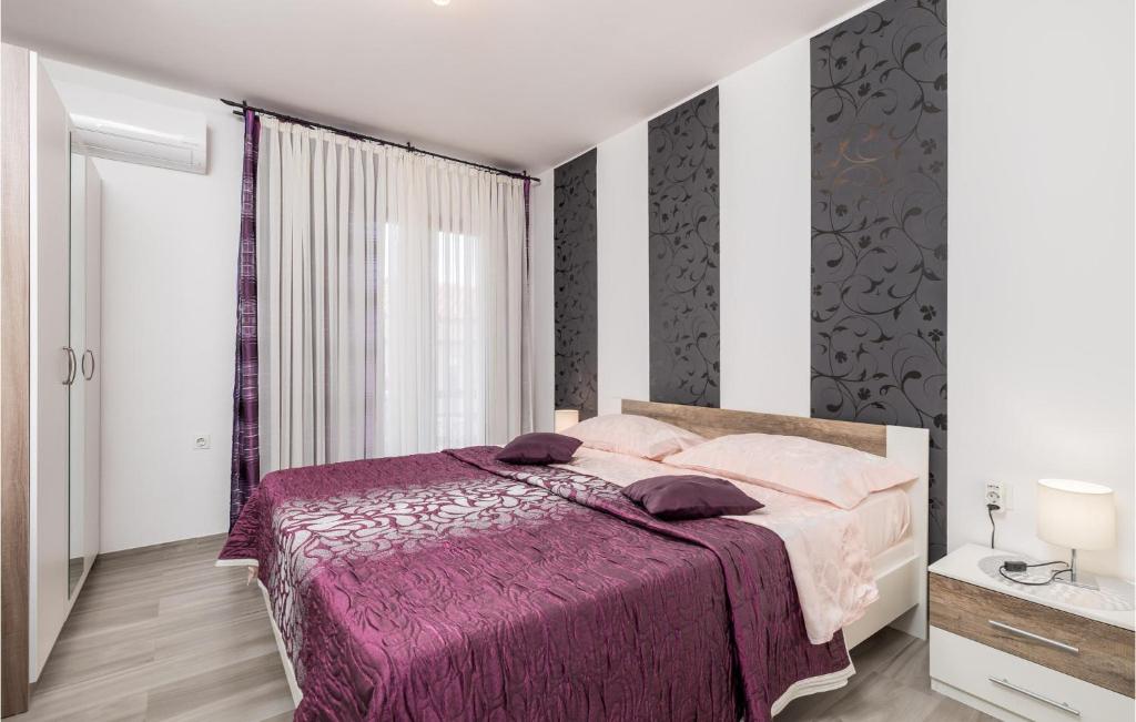 Awesome Apartment In Cesarica With 2 Bedrooms And Wifi photo 4