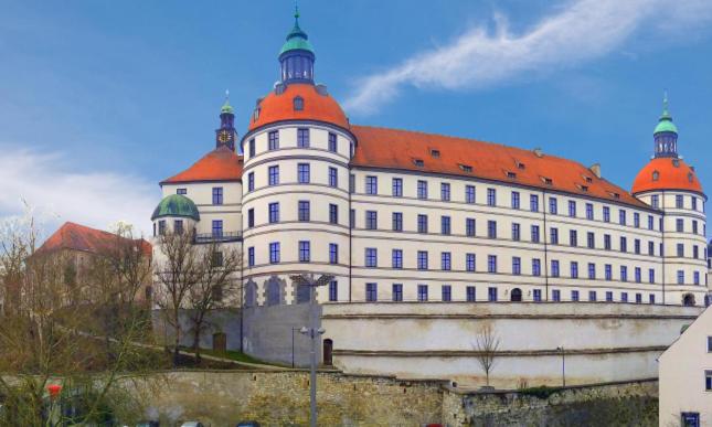 Neuburg New Apartement