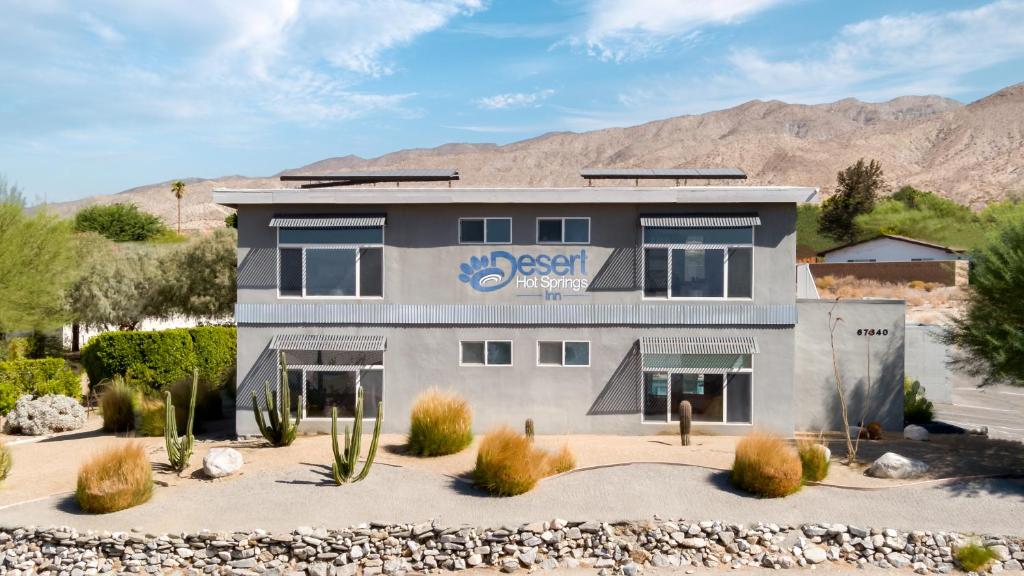 Desert Hot Springs Inn image