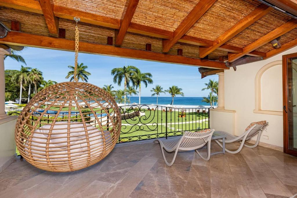 Palms 26