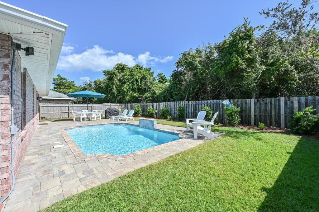 Salty Seas 405 Sandy Cay image