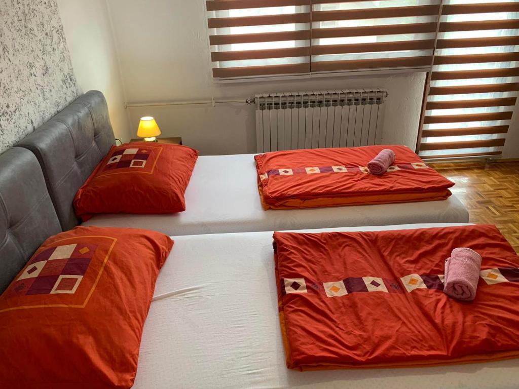 Guest House Husejn photo 3