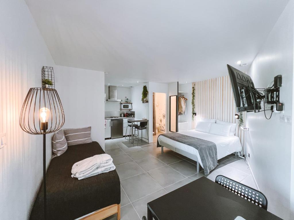 -SKY- Appartement meublé cosy & confort-Parking privé & jardin photo 1