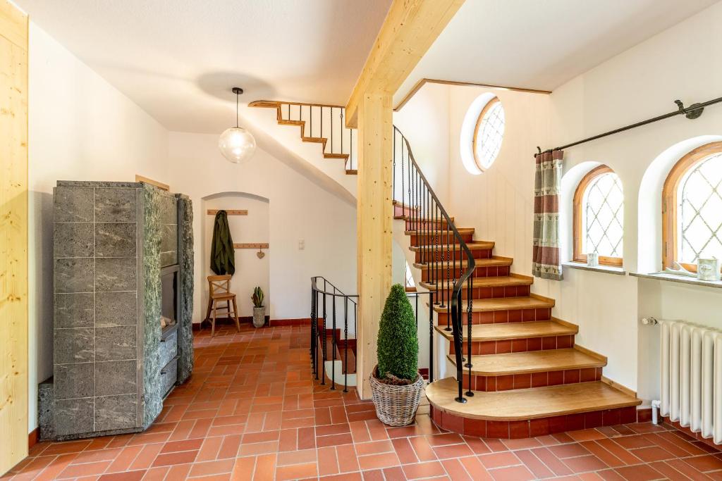 Landhaus Karbach komplett oder einzelne Wohneinheiten Villa inkl Sauna bzw Waldhäuschen photo 3