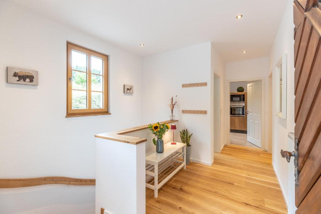 Landhaus Karbach komplett oder einzelne Wohneinheiten Villa inkl Sauna bzw Waldhäuschen photo 4
