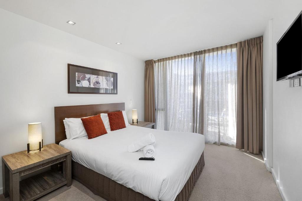 Resort Two Bedroom 257 - Tap to explore photos