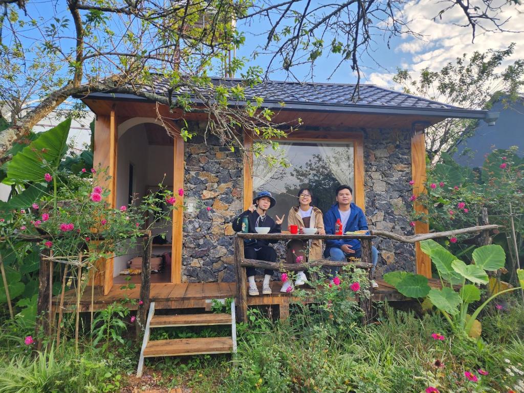 Plum Hill - Moc Chau