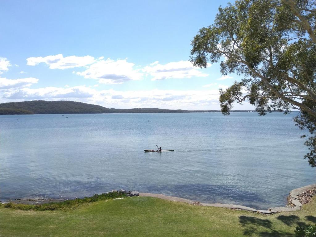 Woodys Place 87a Soldiers Point Rd fantastic duplex on the waterfront photo 1
