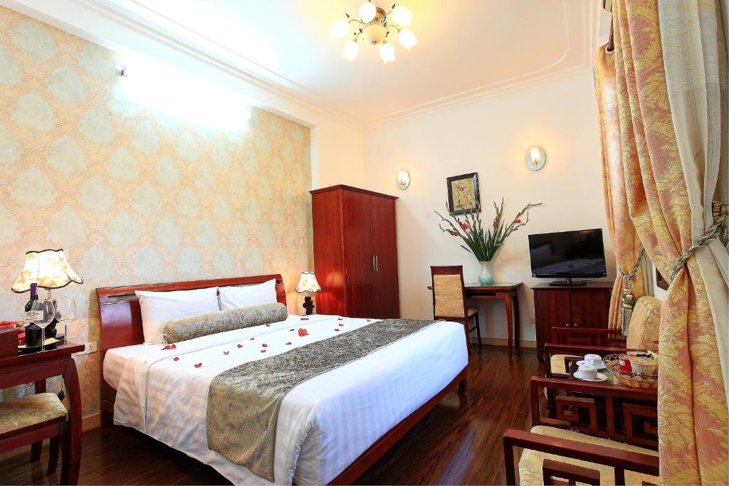 Двухместный (Улучшенный двухместный номер с 1 кроватью), Hanoi Luxury Hotel