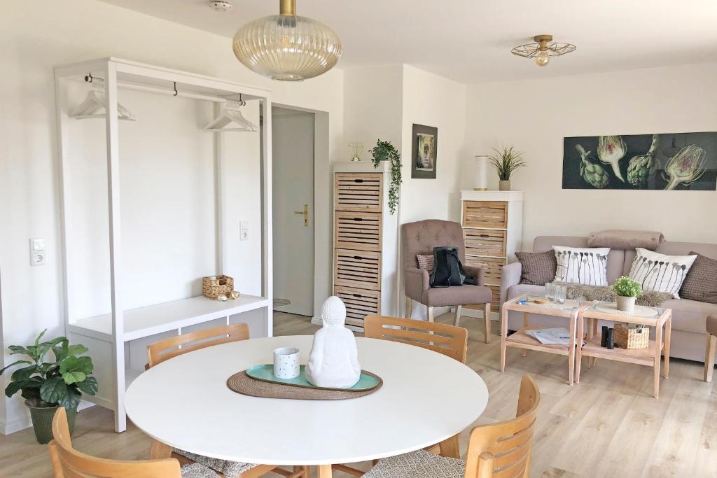 fewo1846 Strandresidenz Wassersleben - OstseeNest - modernes Studioapartment mit Balkon am Strand photo 4