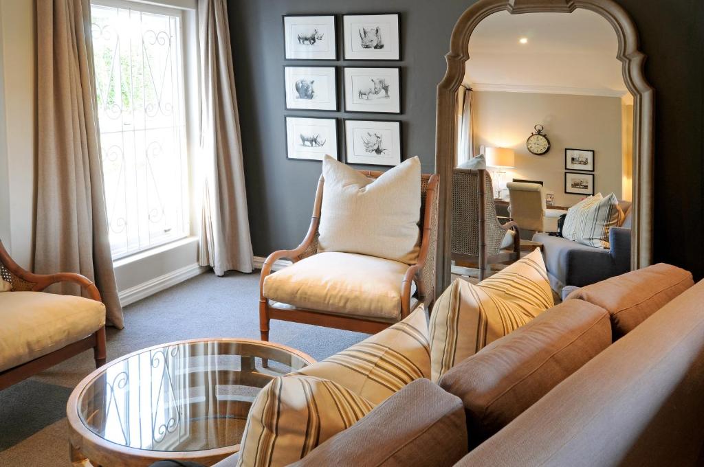 8A Grahamstown by The Oyster Collection photo 4