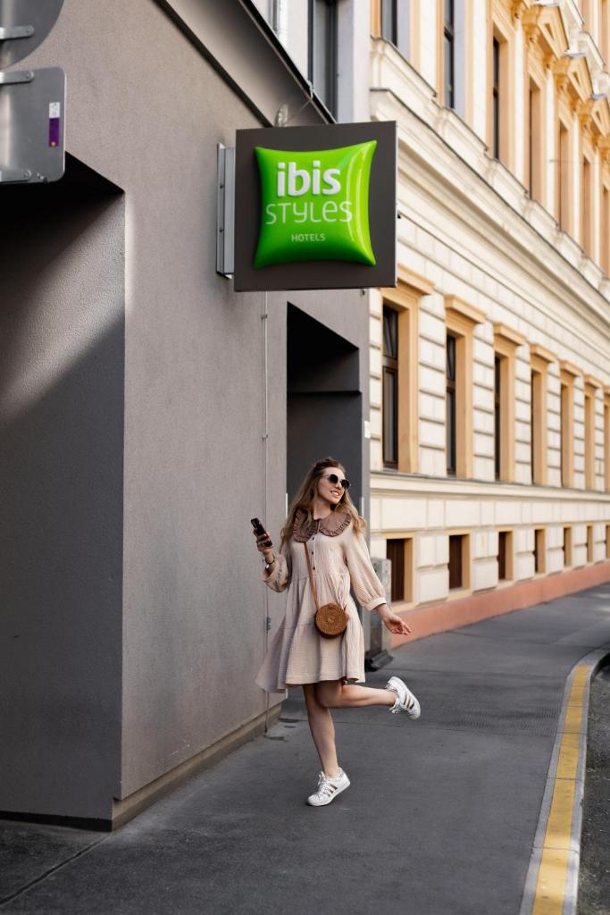 ibis Styles Wien Messe Prater - Tap to explore photos