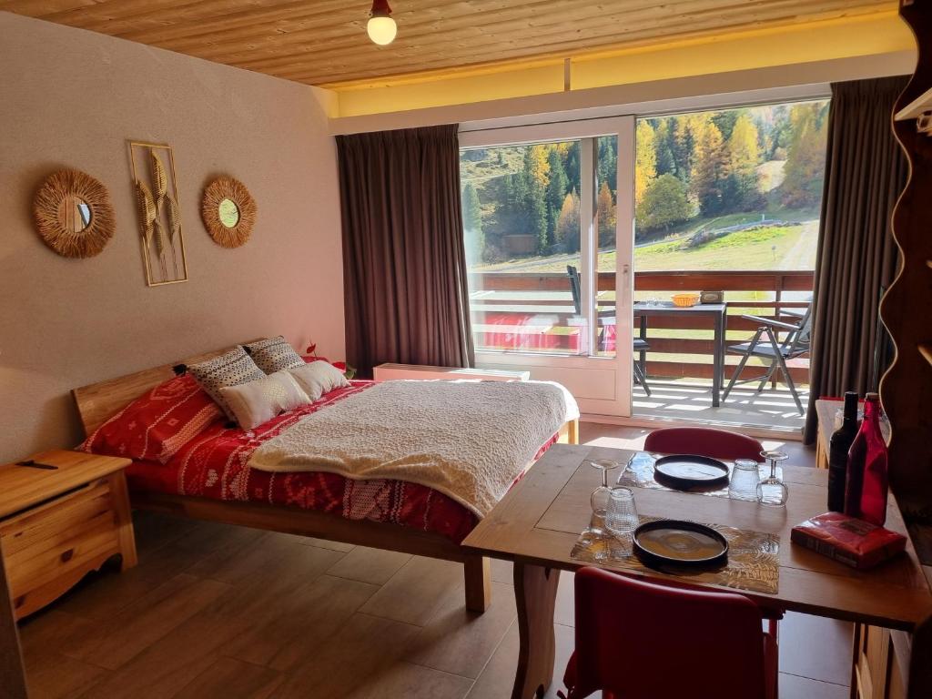 Magnifique studio rénové au coeur des 4 Vallées photo 4