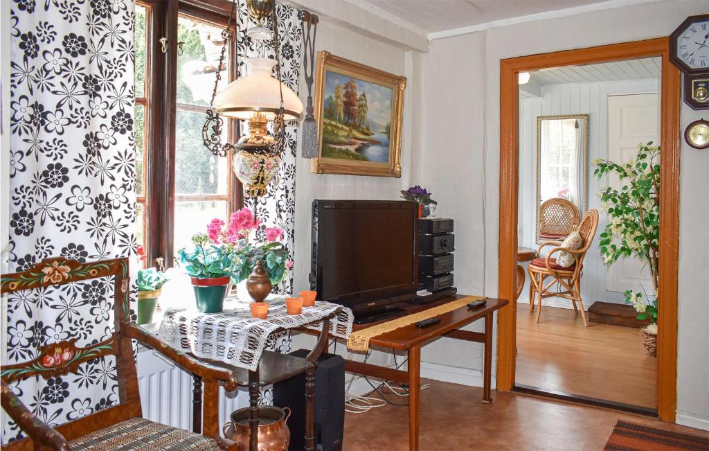 Awesome Home In Hstveda With 2 Bedrooms photo 2