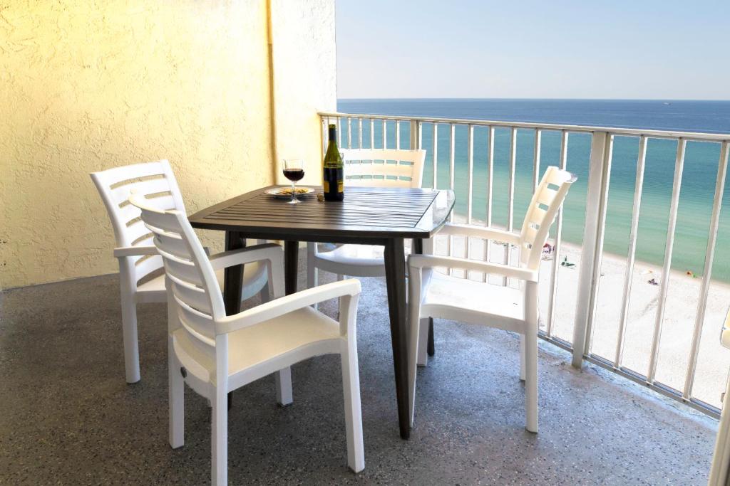 Beachfront & Free Beach Service-Master on Gulf! photo 1