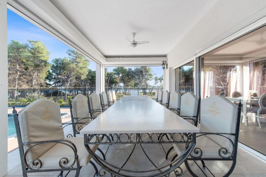 Villa Carolus-Luxurious Dalmatia Villa photo 2