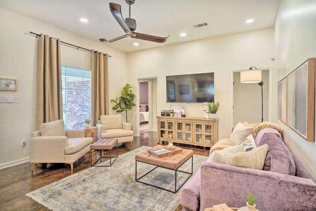 Charming Baton Rouge Retreat about 3 Mi to LSU!