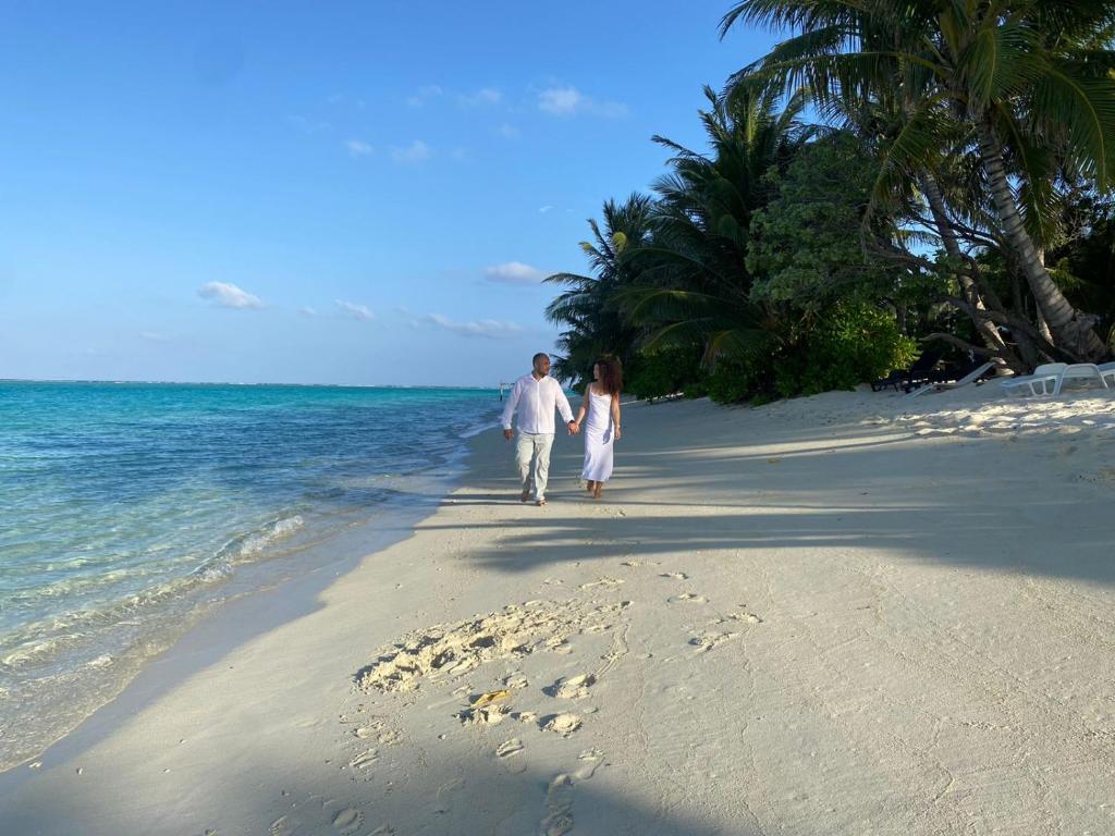 Thoddoo Haisha inn, Maldives photo 1