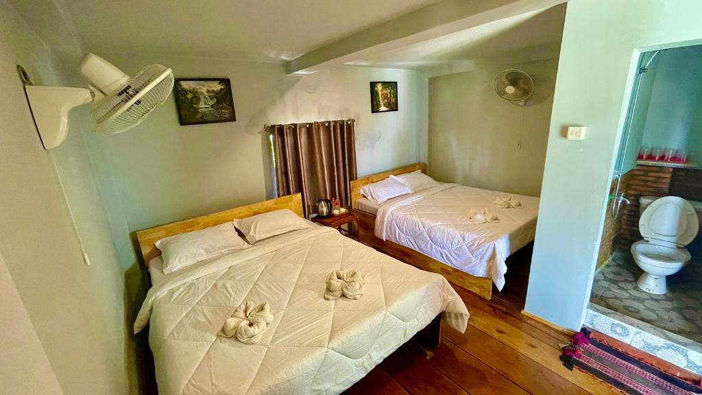 The Cliff Hostel, M'Pay Bay photo 2