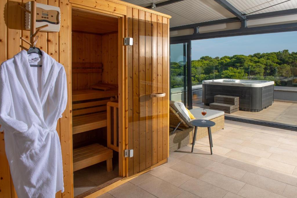 Aparthotel Punta Blu - POOL & SPA photo 1