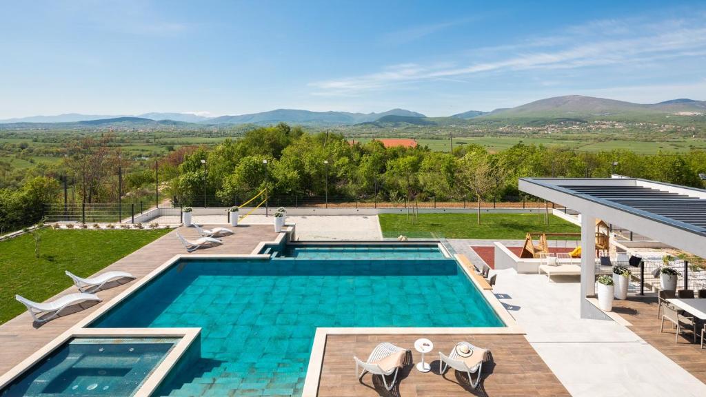 Luxury Villa Arya with 77sqm heated pool, hot-tub, sauna, gym, billiard, playgrounds, 6 bedroom photo 1