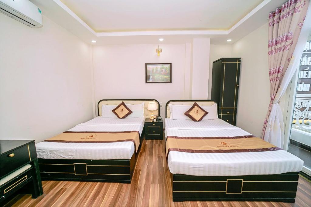 Vinh Hoi Hotel - Tap to explore photos