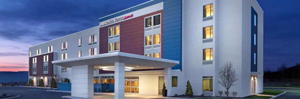 SpringHill Suites by Marriott Detroit Dearborn photo 1