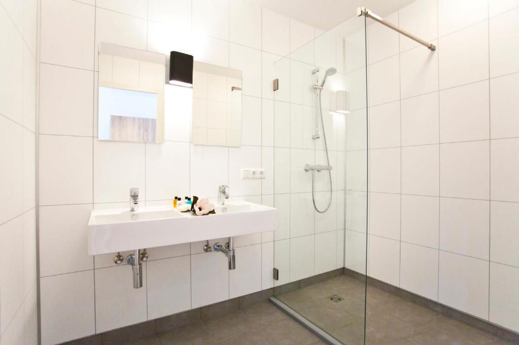 Comfort Rooms by EuroParcs De Hooge Veluwe Room Type - Comfort Room 2