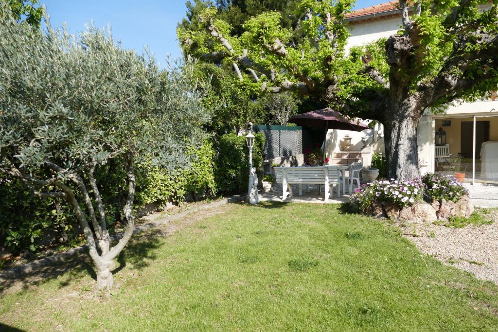 Appartement avec véranda donnant sur le jardin photo 2