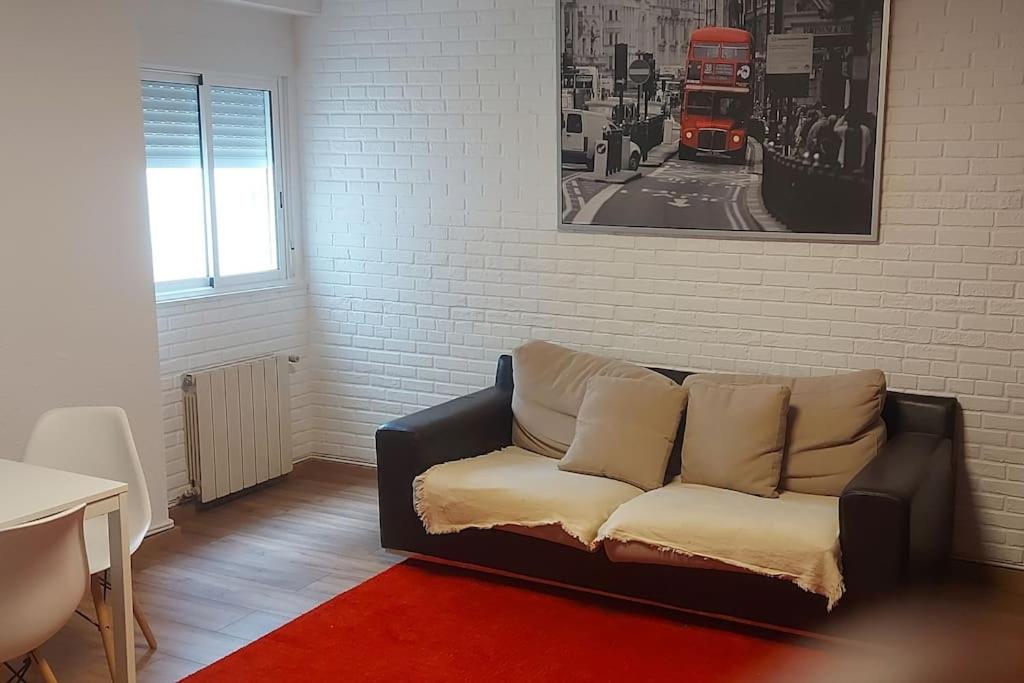 Precioso piso-apartamento en barrio de Zaragoza photo 4