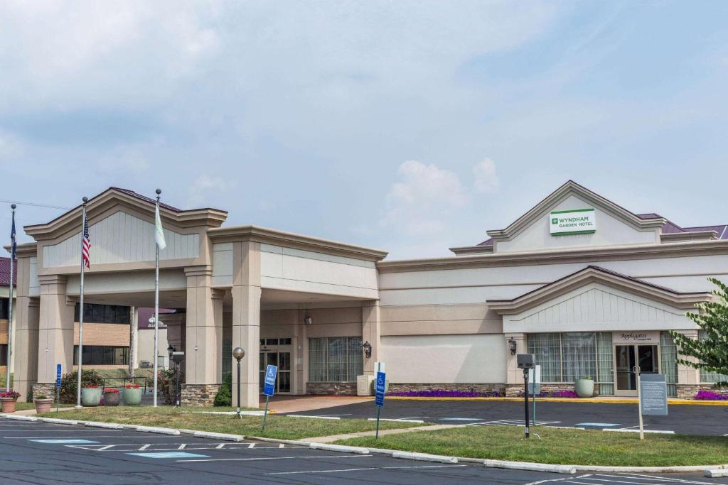 Wyndham Garden Manassas image