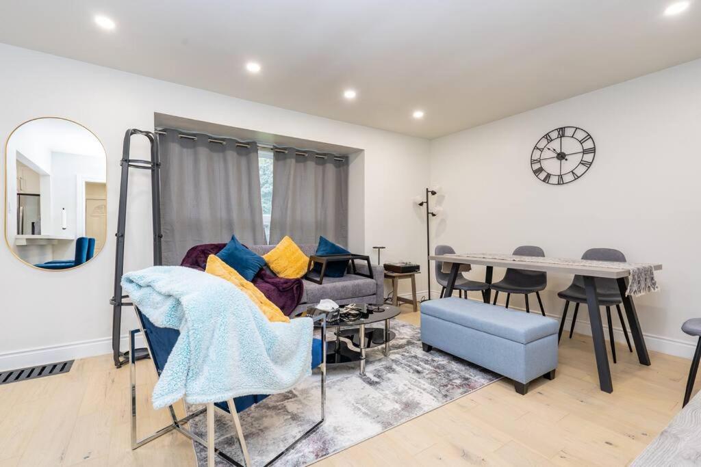 Cozy 4-Bdrm Pet-Friendly East Hamilton Escape photo 4