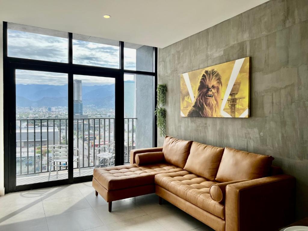 Industrial stylish 3-br. apartment & city views in front of Parque Fundidora & Arena Mty photo 1