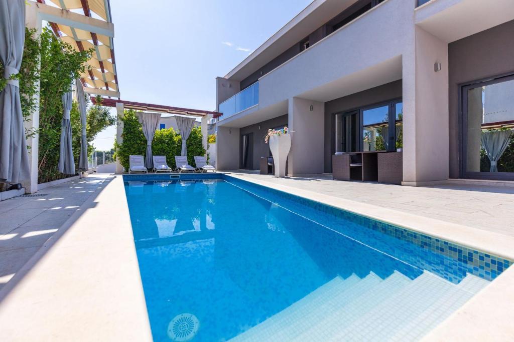 Villa Martinis photo 1