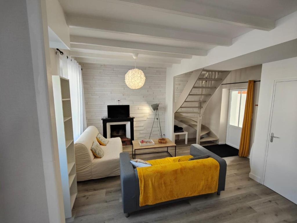 Charmante maison de Ville , 4 personnes , LES HERBIERS photo 1