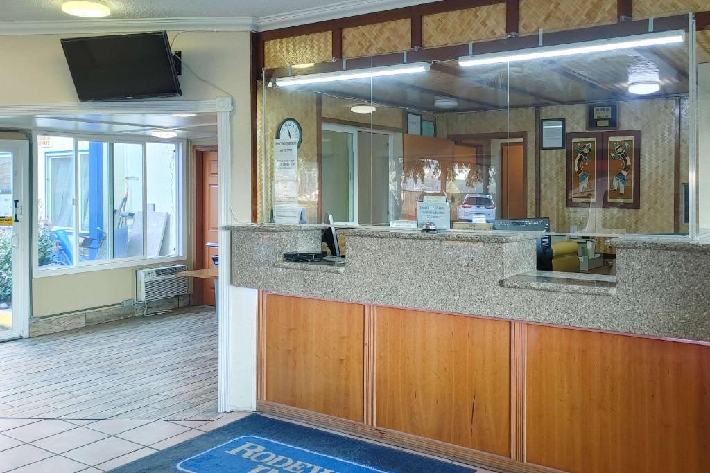 Rodeway Inn Seatac photo 1