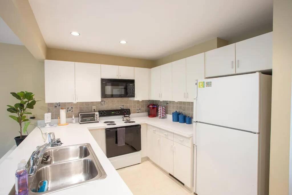 Spacious 3BR 3BA Sleeps 8 Ski On Off Jiminy Mountain Resort photo 3