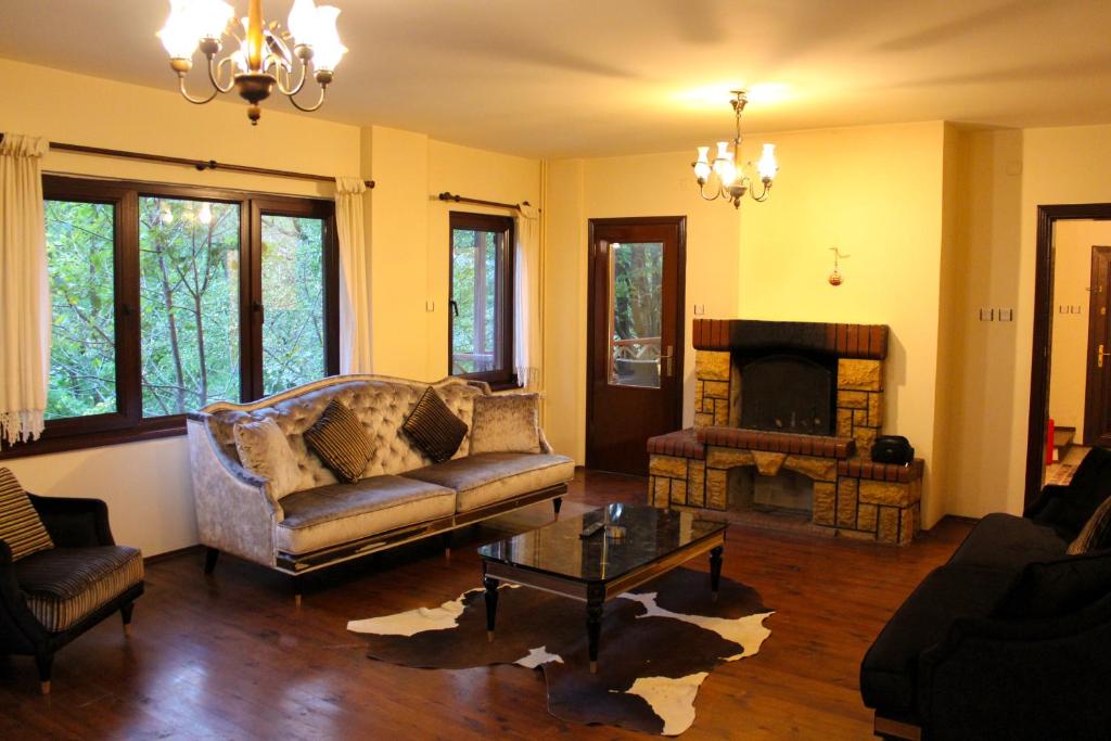 Abant’ta 4+1 Orman havası imkanı sağlayan villa photo 1